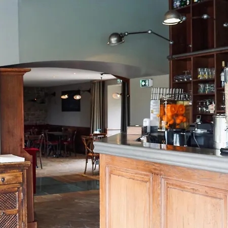 Hotel Manoir Des Douets Fleuris 3*