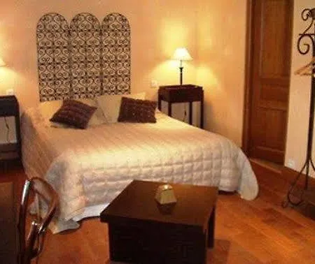 Hotel Manoir Des Douets Fleuris 3*