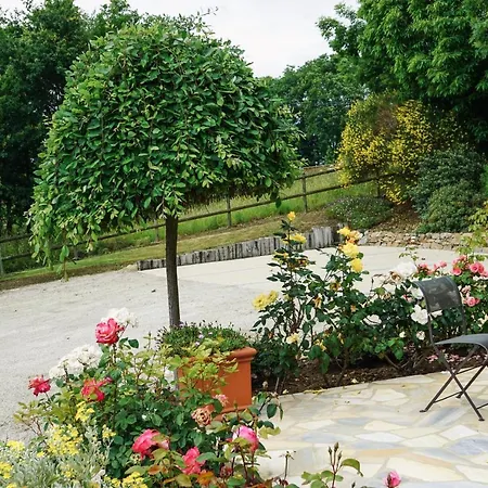Отель Manoir Des Douets Fleuris