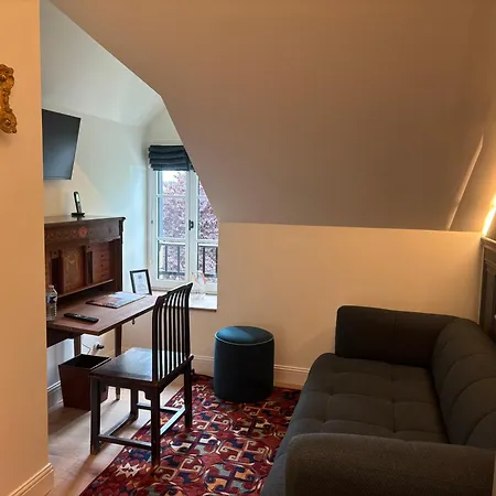 Manoir Des Douets Fleuris Отель