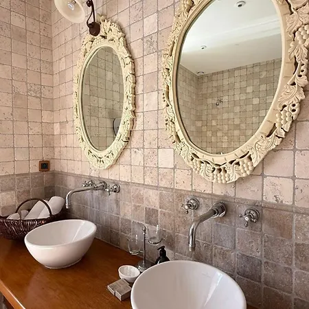Manoir Des Douets Fleuris
